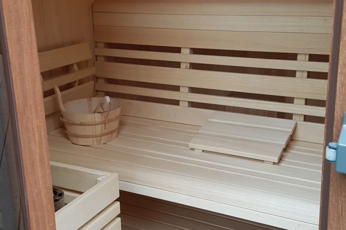 Buiten-sauna-binnenkant